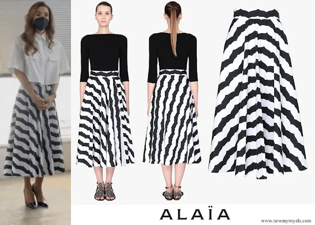 Queen Rania wore a new long skirt and white shirt from Alaia