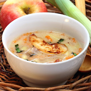 Яблочный суп со свининой Pork Apple Soup