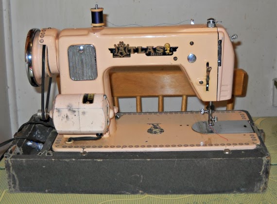 Curlicue Creations: An Atlas Deluxe Vintage Pink Sewing Machine for