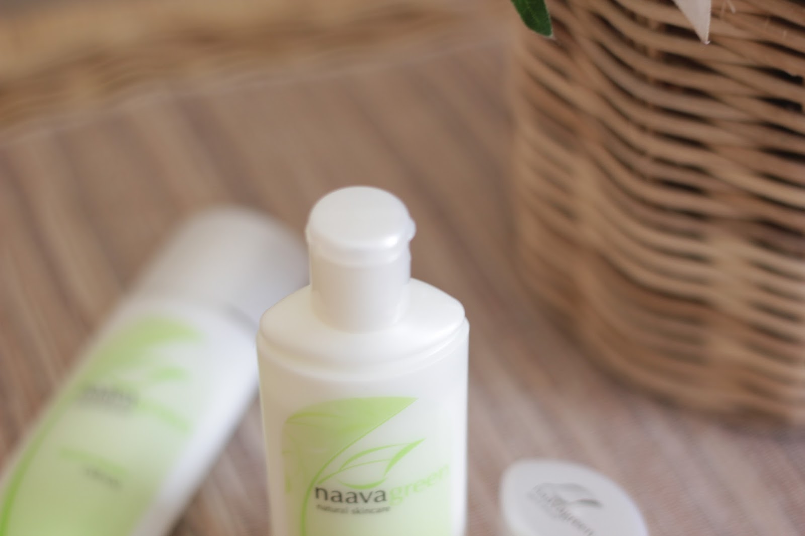 This Is Real And This Is Me Pengalaman Facial Dan Mencoba Body Lotion Naavagreen