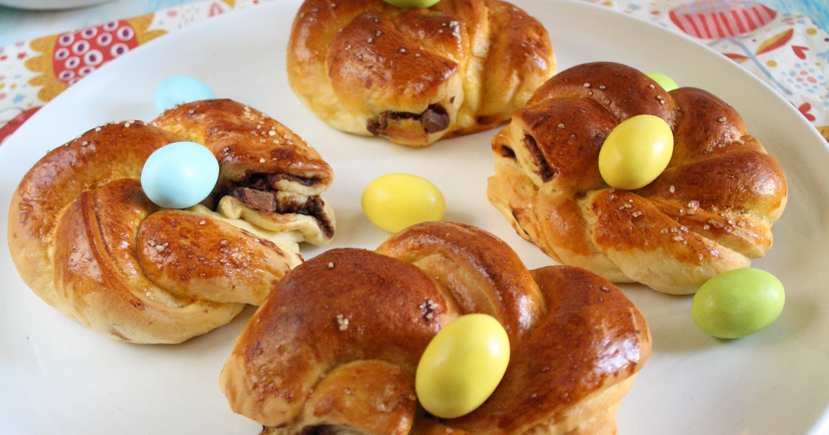 PAN BRIOCHE AL CIOCCOLATO La tavola imbandita...loving cooking...