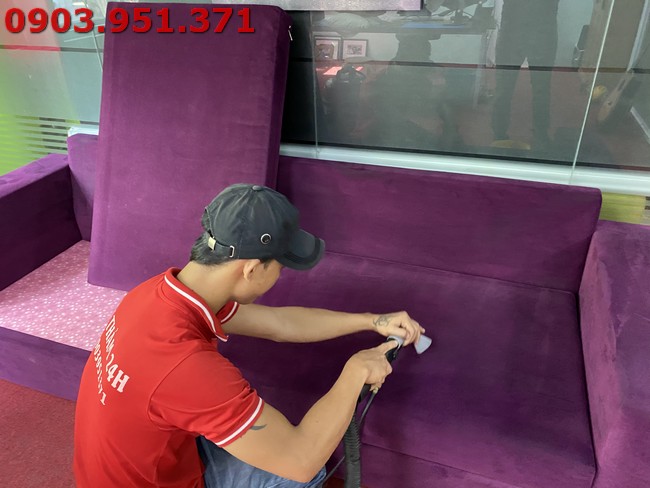 giặt ghế sofa tại nhà