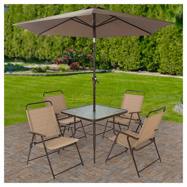 Pinterestita Creadora Bellas mesas con sombrilla para el jardín