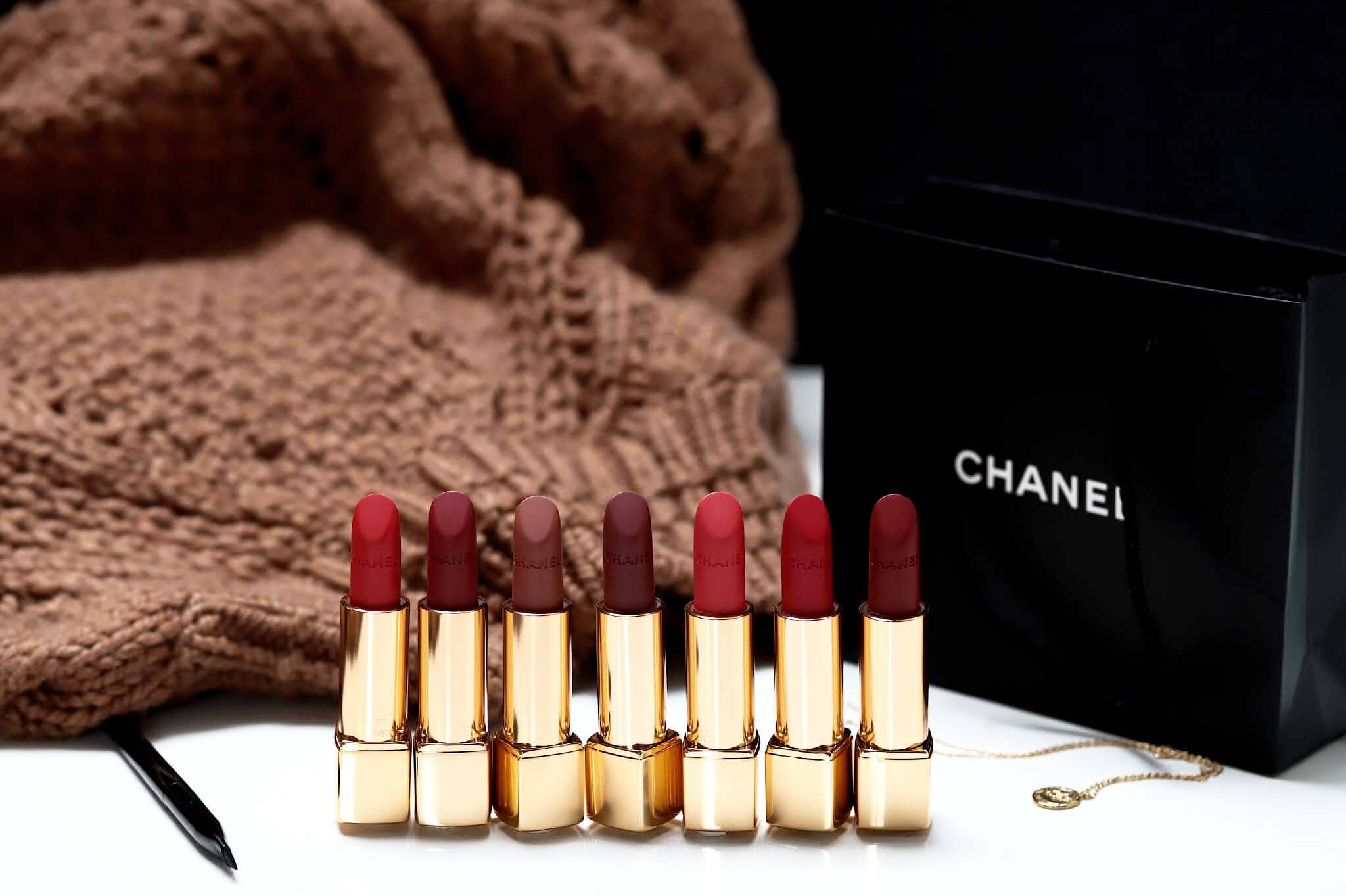 Chanel Rouge Vie (58) Rouge Allure Velvet Review & Swatches