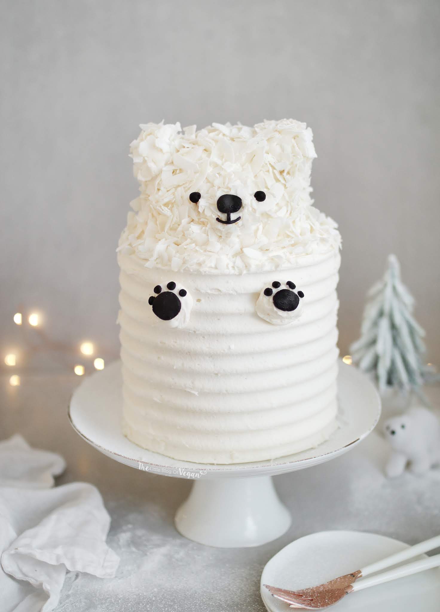 polar_bear_cake+%281%29.jpg