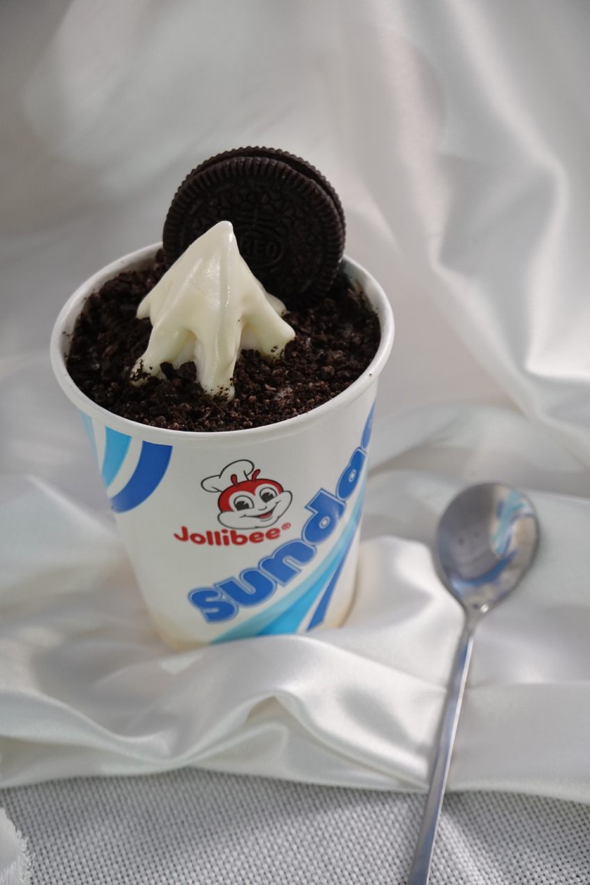 Jollibee just launched Cookies ‘n Cream Sundae Twirl! It's Me, Gracee