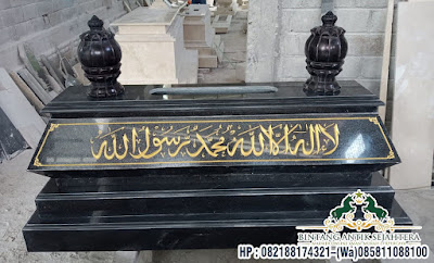 Makam Bokoran Granit Tulungagung