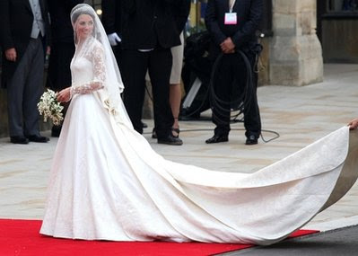 William and Catherine Mountbatten-Windsor, kate wedding dress