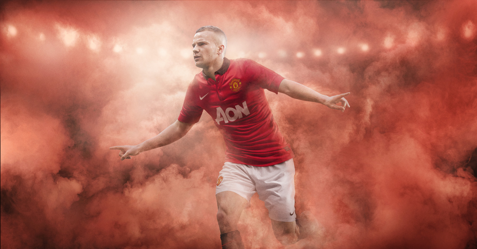 Manchester United 13/14 Heimtrikot + Torwarttrikots Enthüllt Nur Fussball