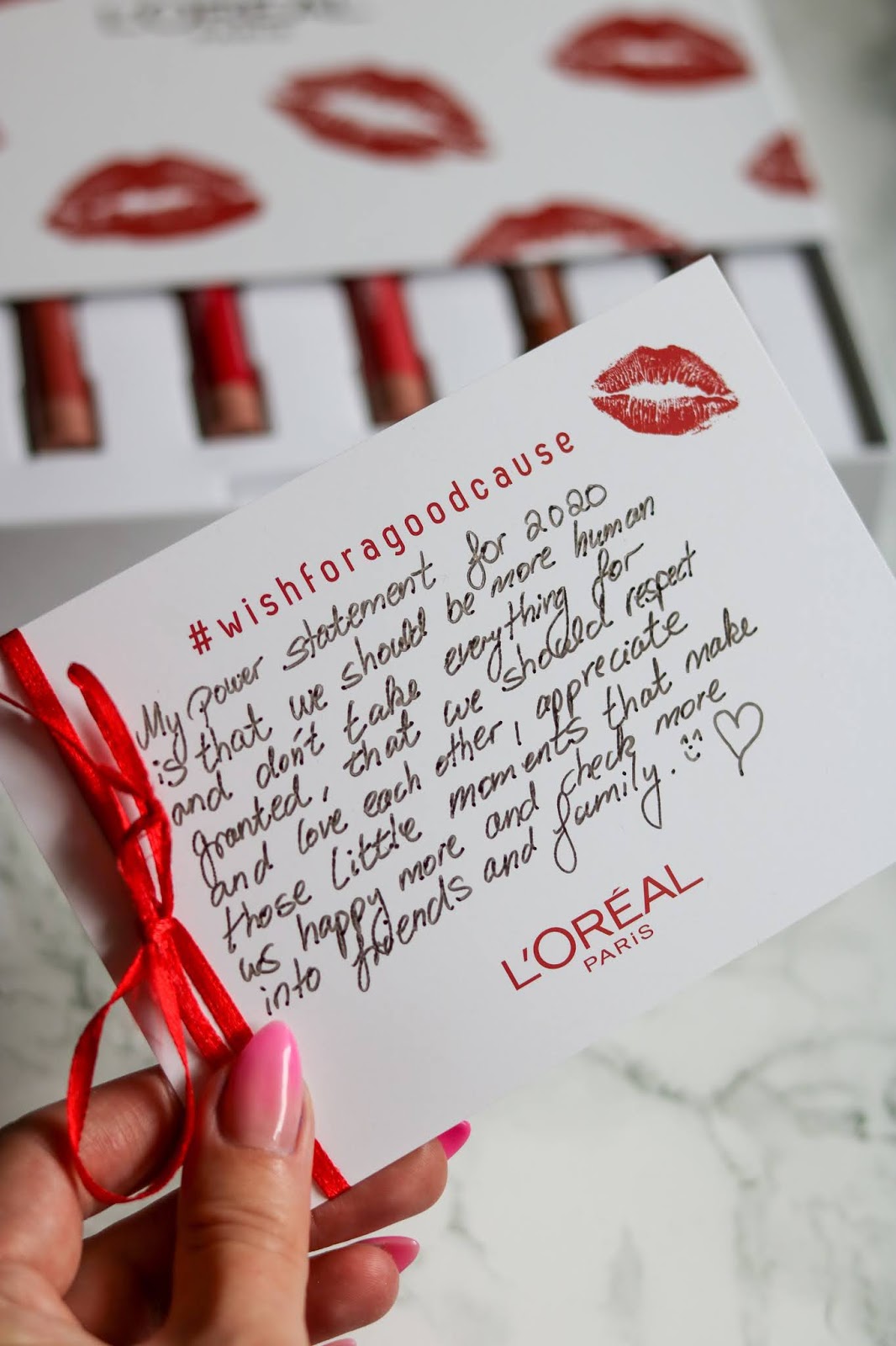 Hamburg Ahoi Auch Bei Schiet Wetter Schon Hellrosagrau De