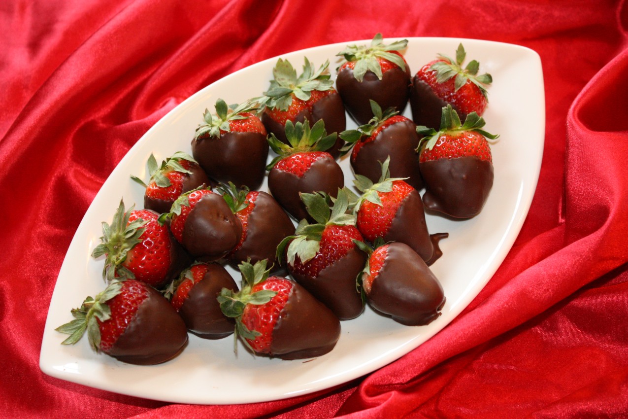 pass the peas, please chocolate dipped strawberries