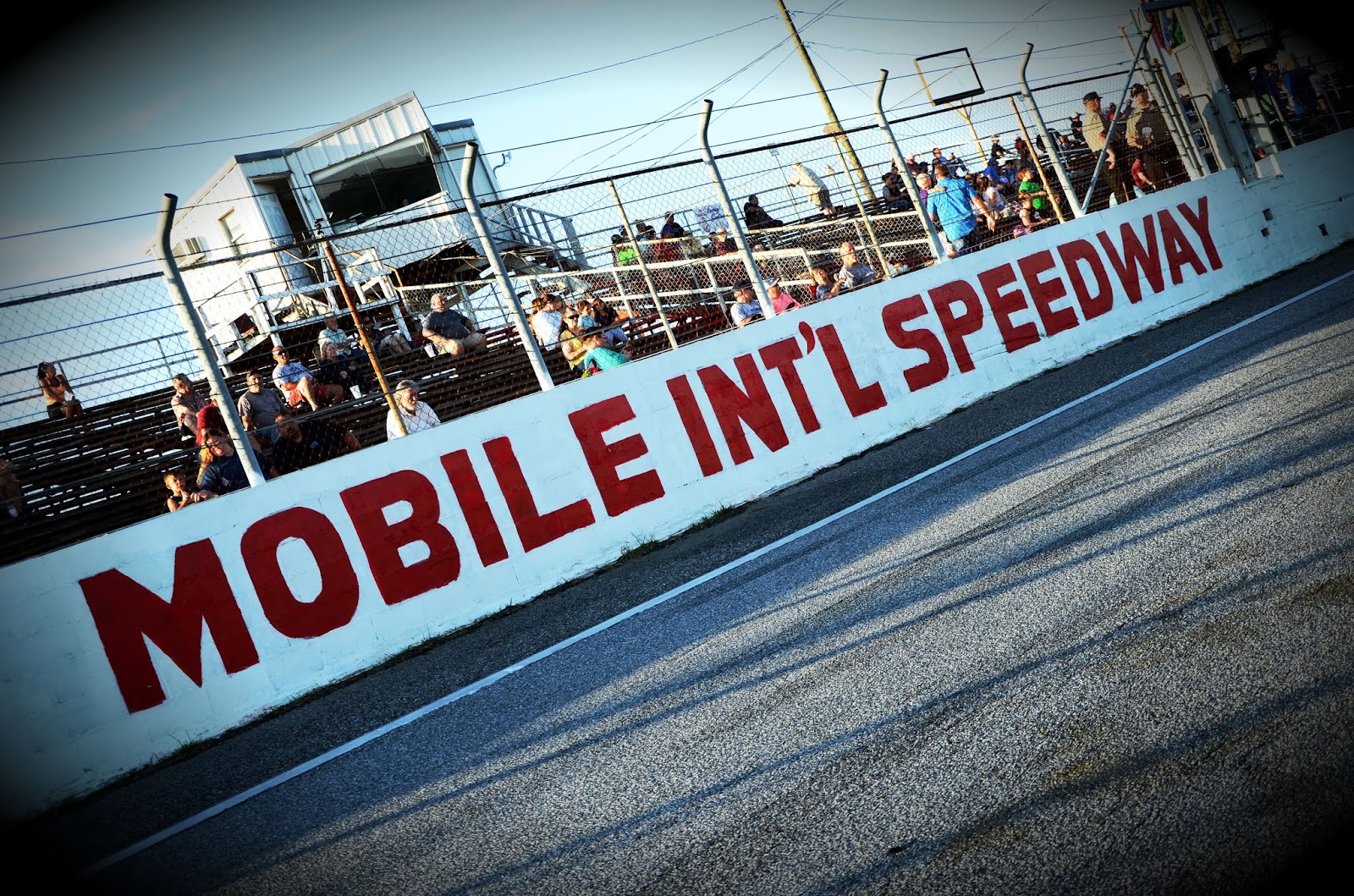 PixelatedVLOG Mobile Speedway Open Wheel Spectacular