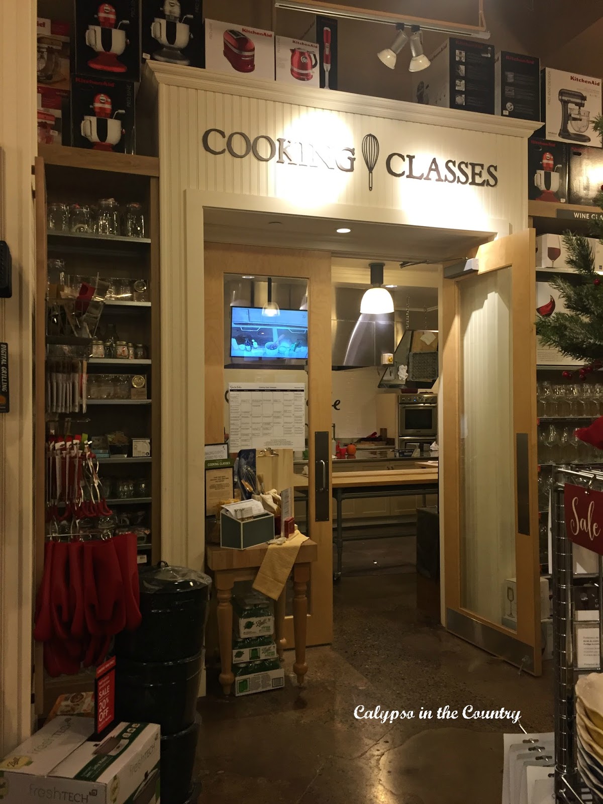 Cooking Class at Sur La Table Cooking Class at Sur La Table - a creative Valentine gift idea