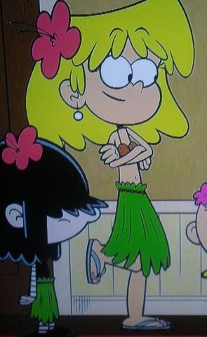 Anime Feet: The Loud House- Lori Loud