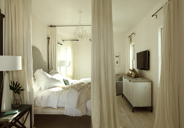 A beach retreat in Florida by Rozanne Jackson interiors