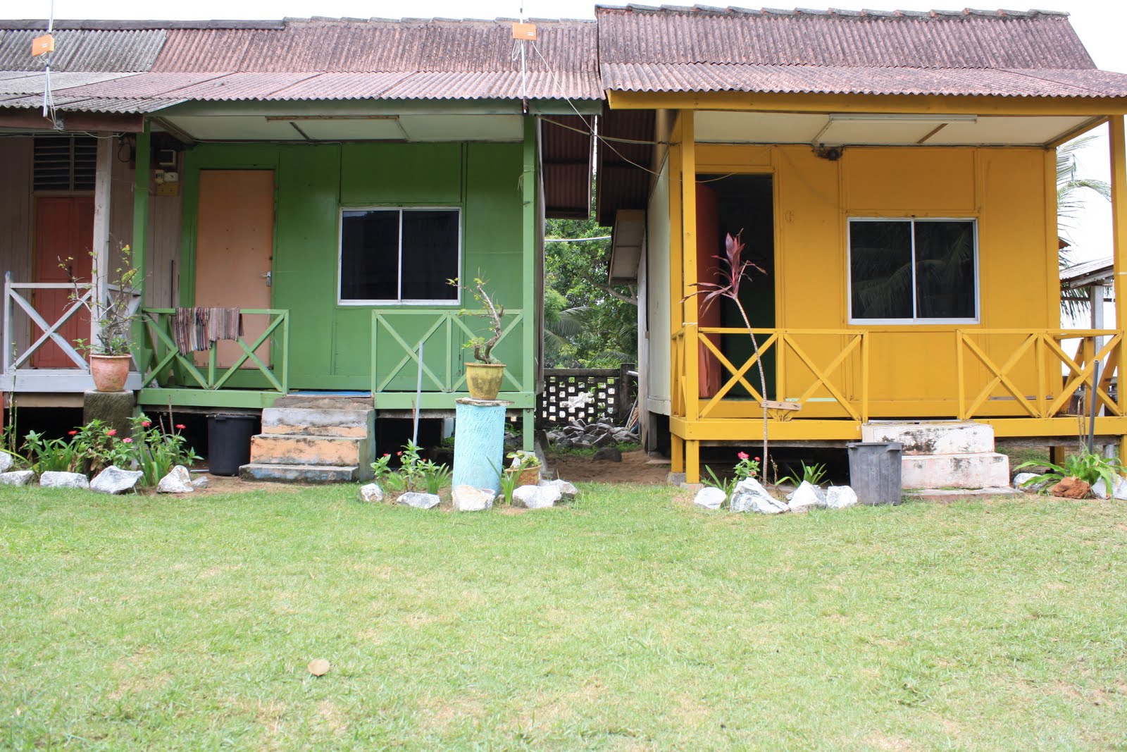Senarai Hotel Chalet Homestay Pengkalan Balak Tempat