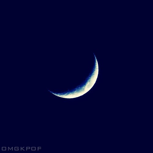 OLIVER – Moonlight – Single