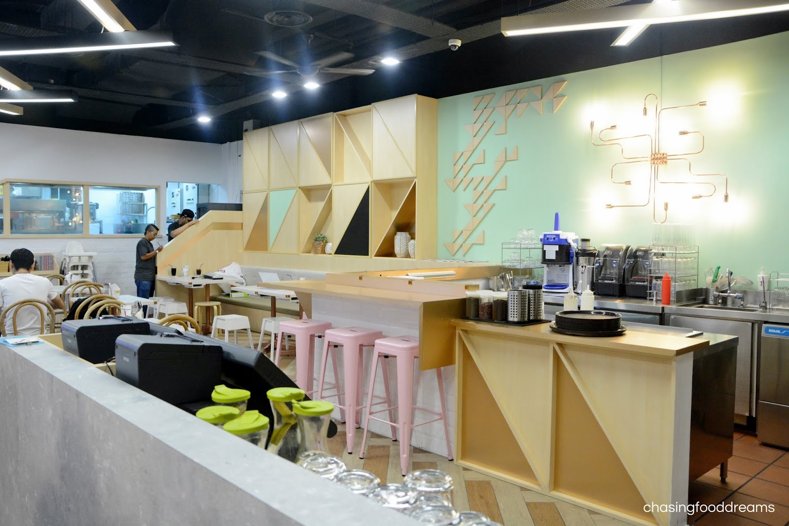 CHASING FOOD DREAMS Tigerlily Thai Restaurant DC Mall, Damansara