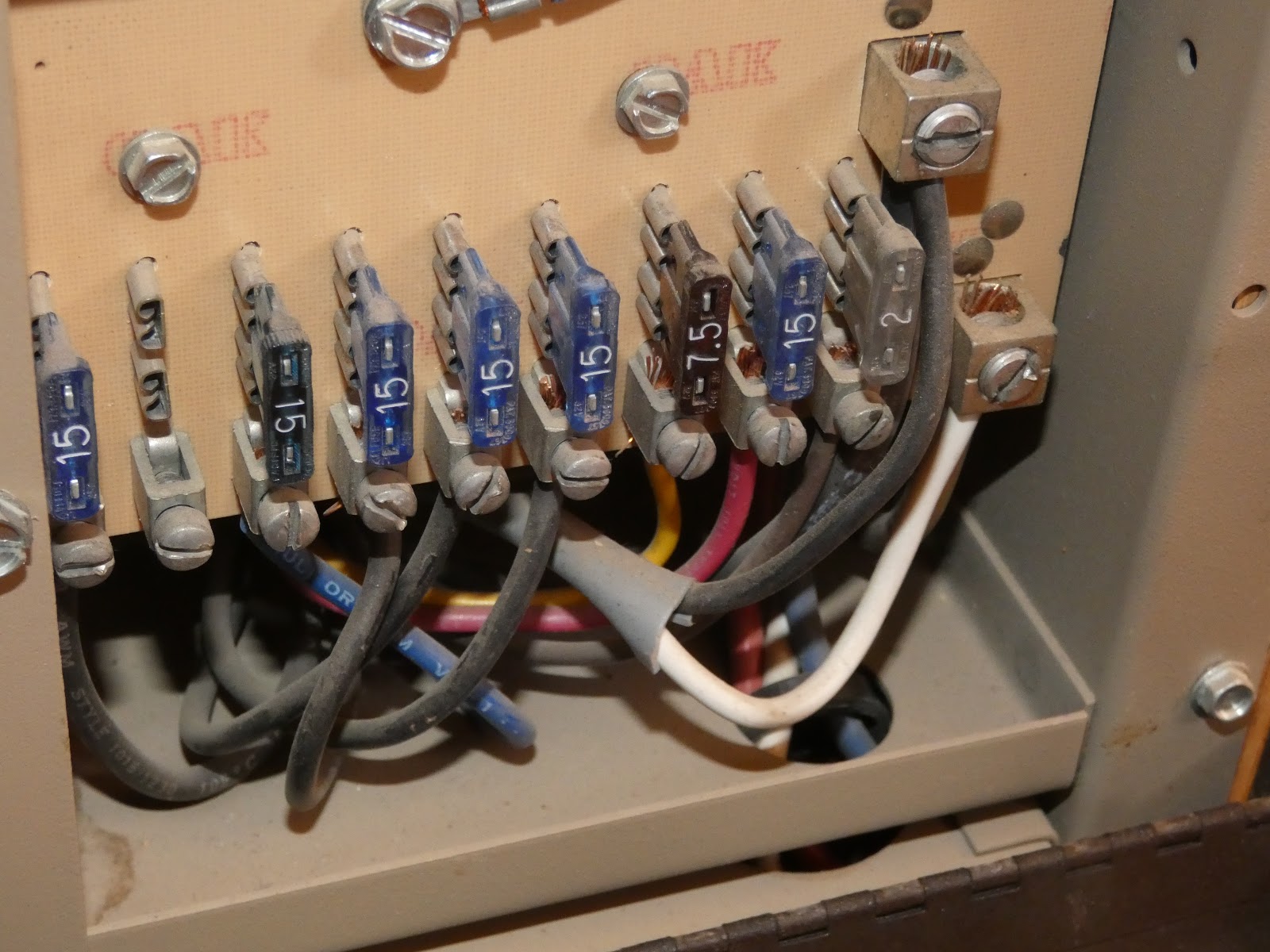 The "Secret" is Gratitude Fixing a Problem with Air Conditioning Shutting Off in RV Travel