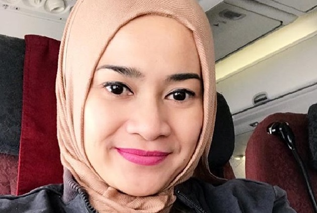 lirik lagu terhanyut dalam kemesraan ikke nurjanah lirik lagu terhanyut dalam kemesraan ikke nurjanah