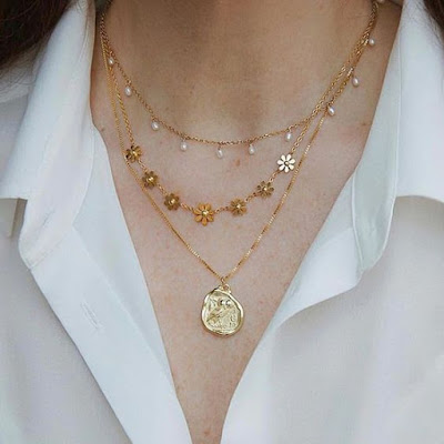 collier medaille tendance