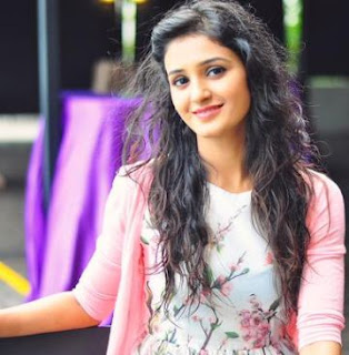 Shakti Mohan Family Husband Son Daughter Father Mother Marriage Photos Biography Profile.