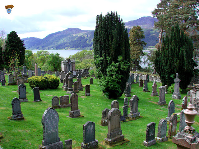 Cementerio Foyers - Lago Ness