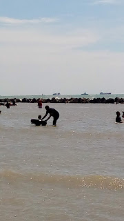 Liburan ke pantai Pantai tirta maya, pantai