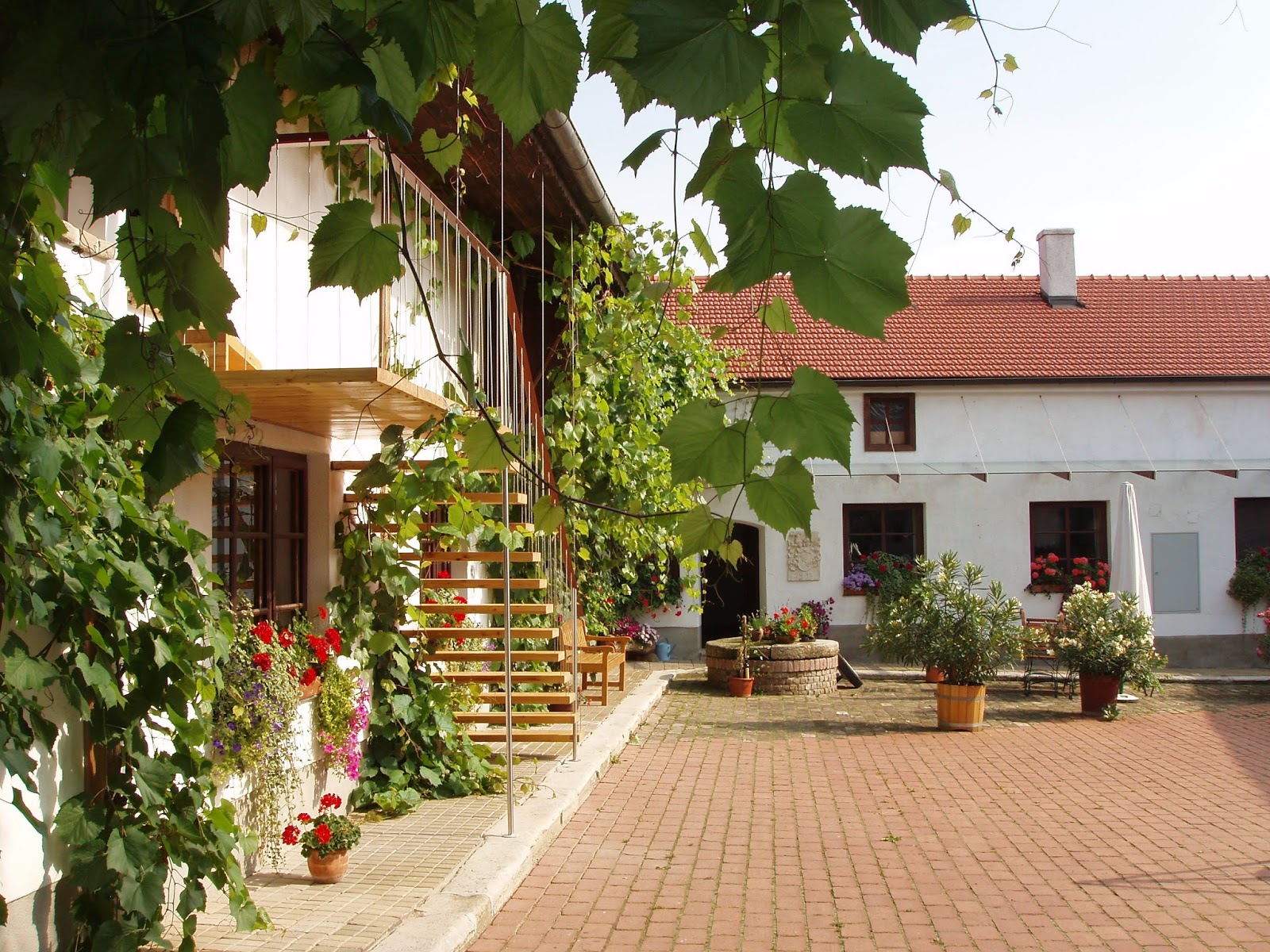 Innenhof - Neudeggerhof