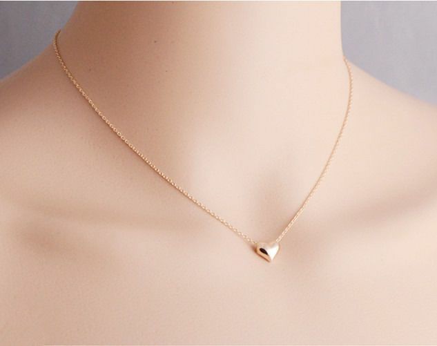 Delicate gold necklace