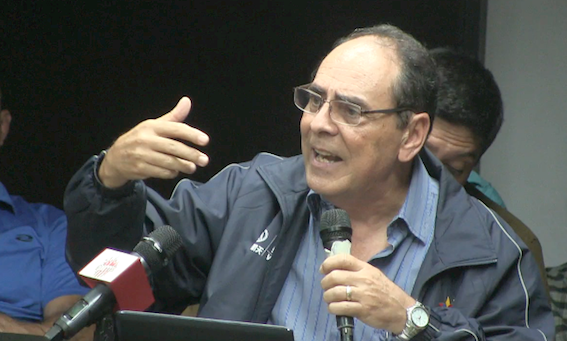 Héctor Navarro: "Esto no es socialismo... es vagabundería. Fracasó el capitalismo de estado y la corrupción"