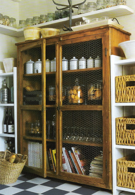 Côté Ouest Aout-Sept 2005 pantry storage edited by lb for linenandlavender.net, post: http://www.linenandlavender.net/2009/07/heart-of-home.html