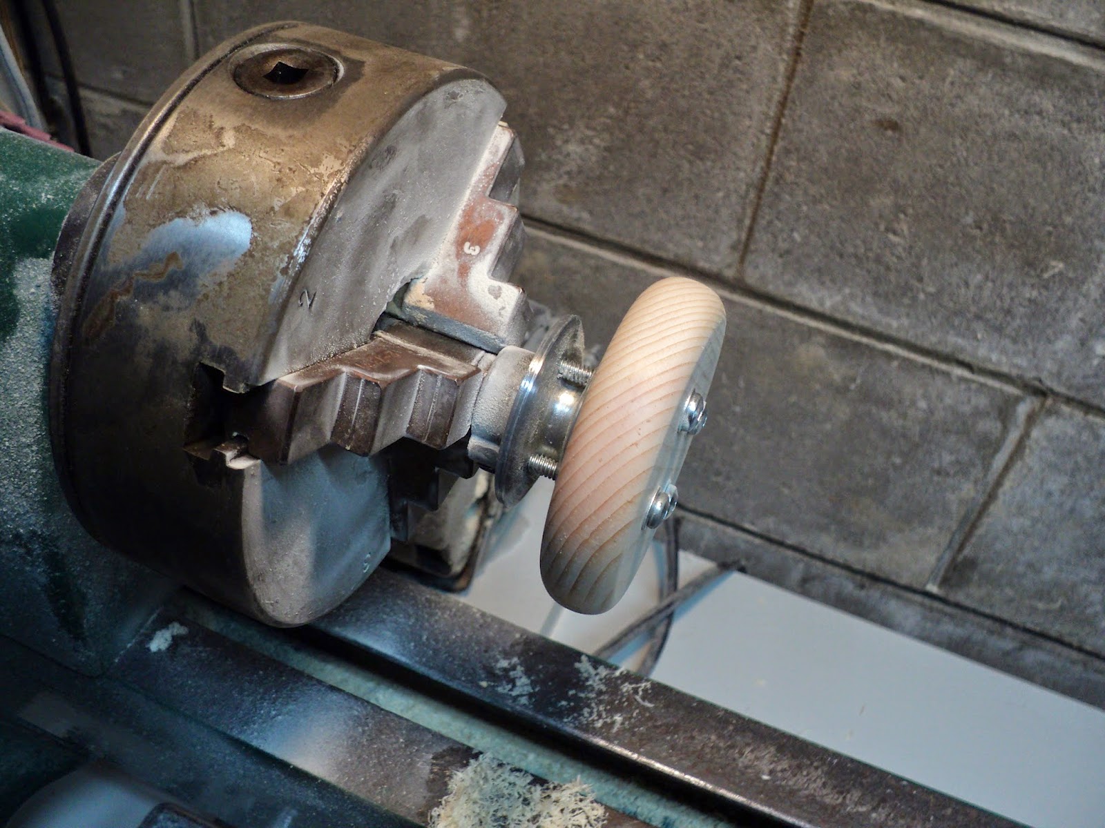 Rouge River A Handwheel For A Wood Lathe Without One