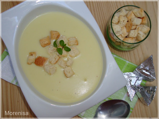  Crema de Patata, Ajo y Puerro 
