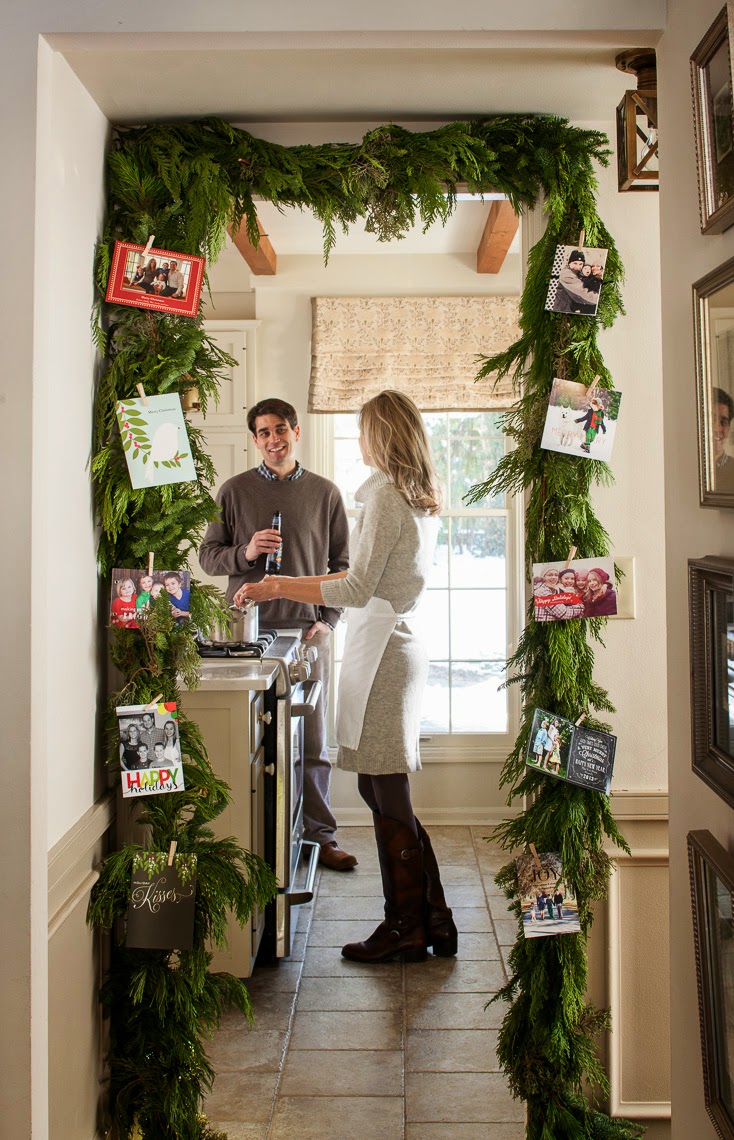 5-simple-christmas-card-display-ideas-dimples-and-tangles