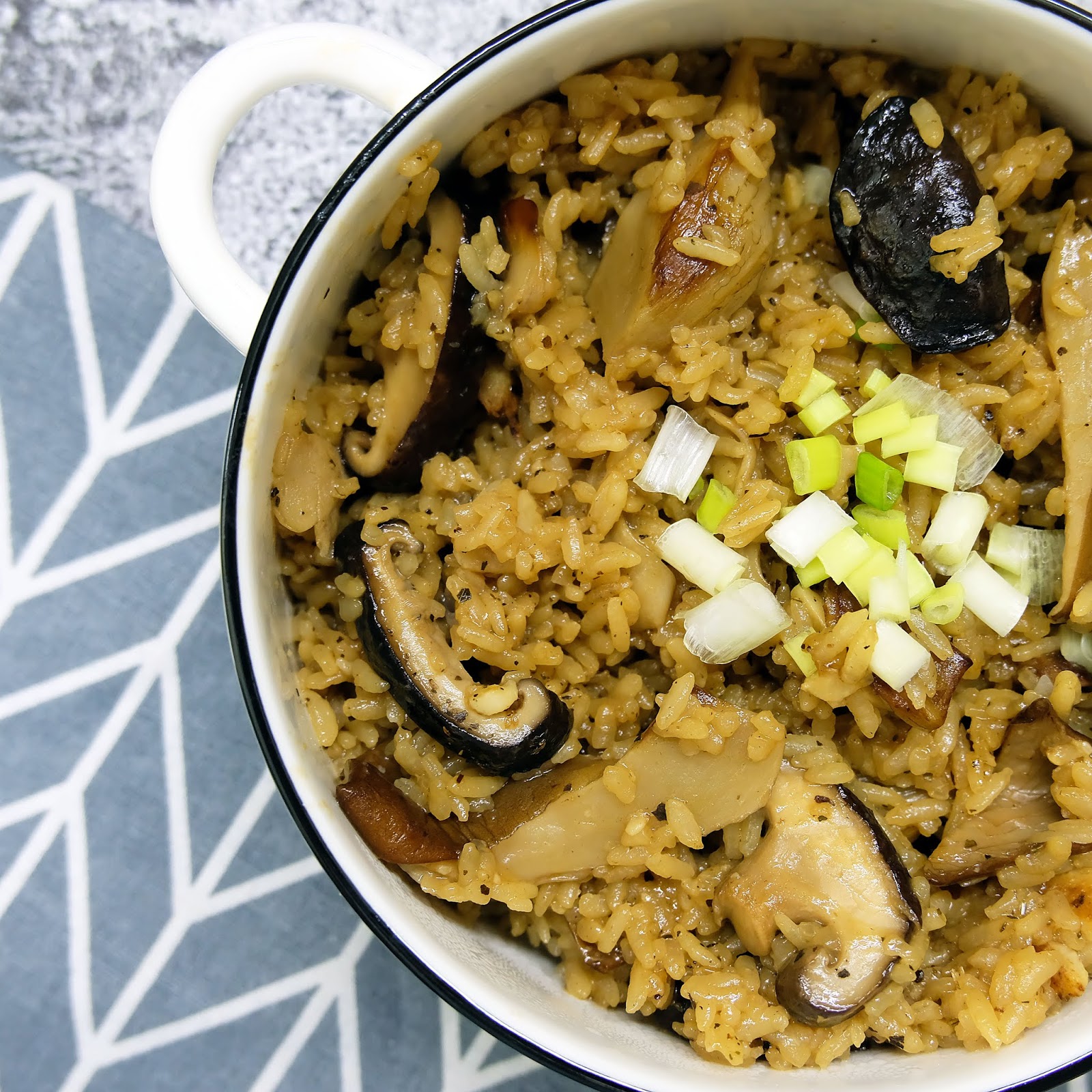 Easy One Pot Mushroom Rice Recipe