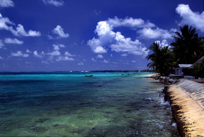 Pantai di Atol Funafuti