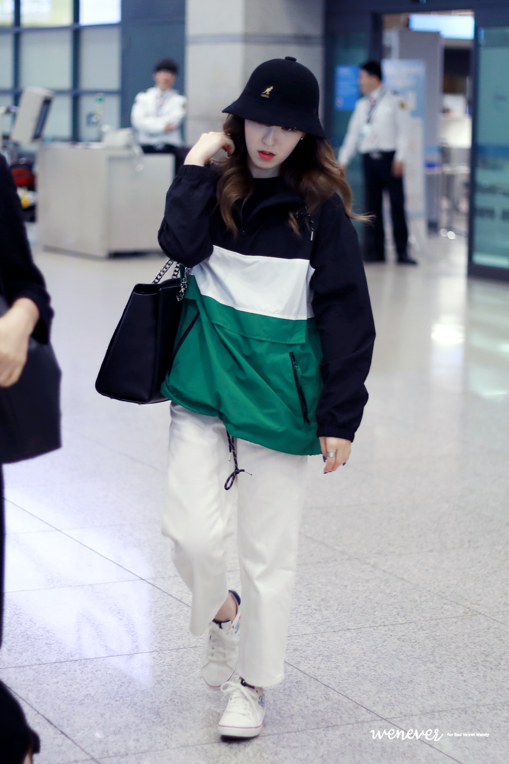 레드벨벳 웬디 사복에서의 찰떡 같은 모자 스타일링 모음.jpg | 인스티즈