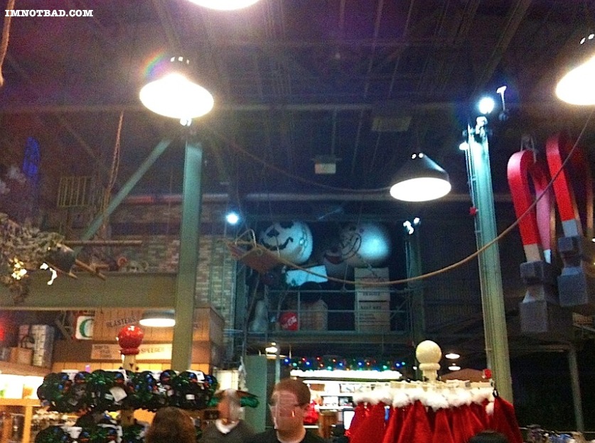 ImNotBad.com - A Jessica Rabbit Site: Visiting The Roger Rabbit Props ...