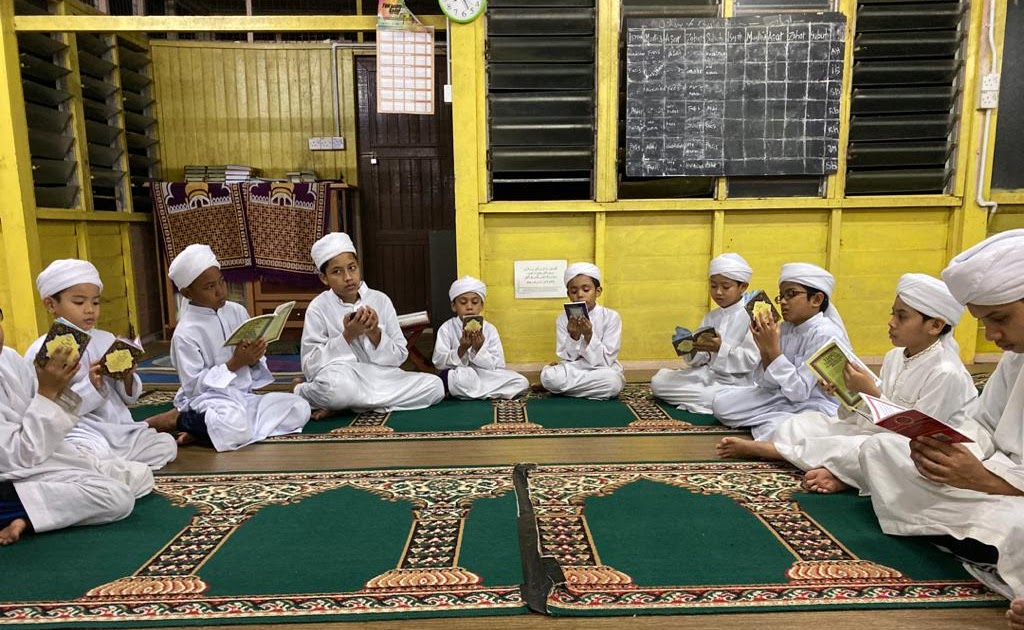 Golongan Asnaf Zakat Golongan Asnaf Zakat