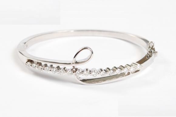 Fashion Design Modern Bracelets Collection For Girl 2012 2012