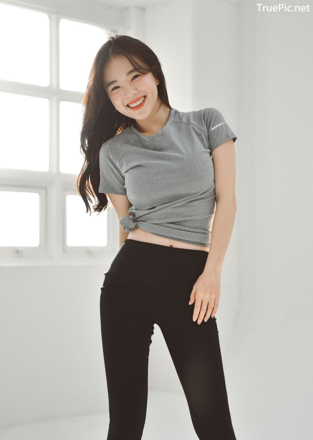 Image-Korean-Lingerie-Queen-Haneul-Model-Black-And-White-Fitness-Set-TruePic.net- Picture-32