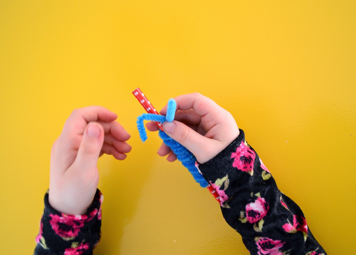 Papillon en fil chenille | Maman Bricolage