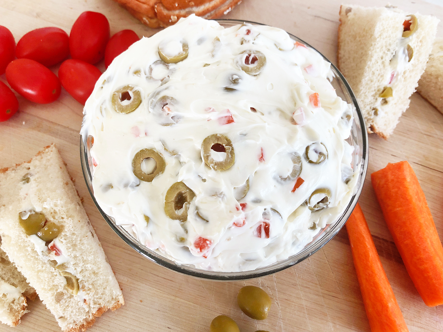 Southern Mom Loves: Savory Cream Cheese & Olive Spread
