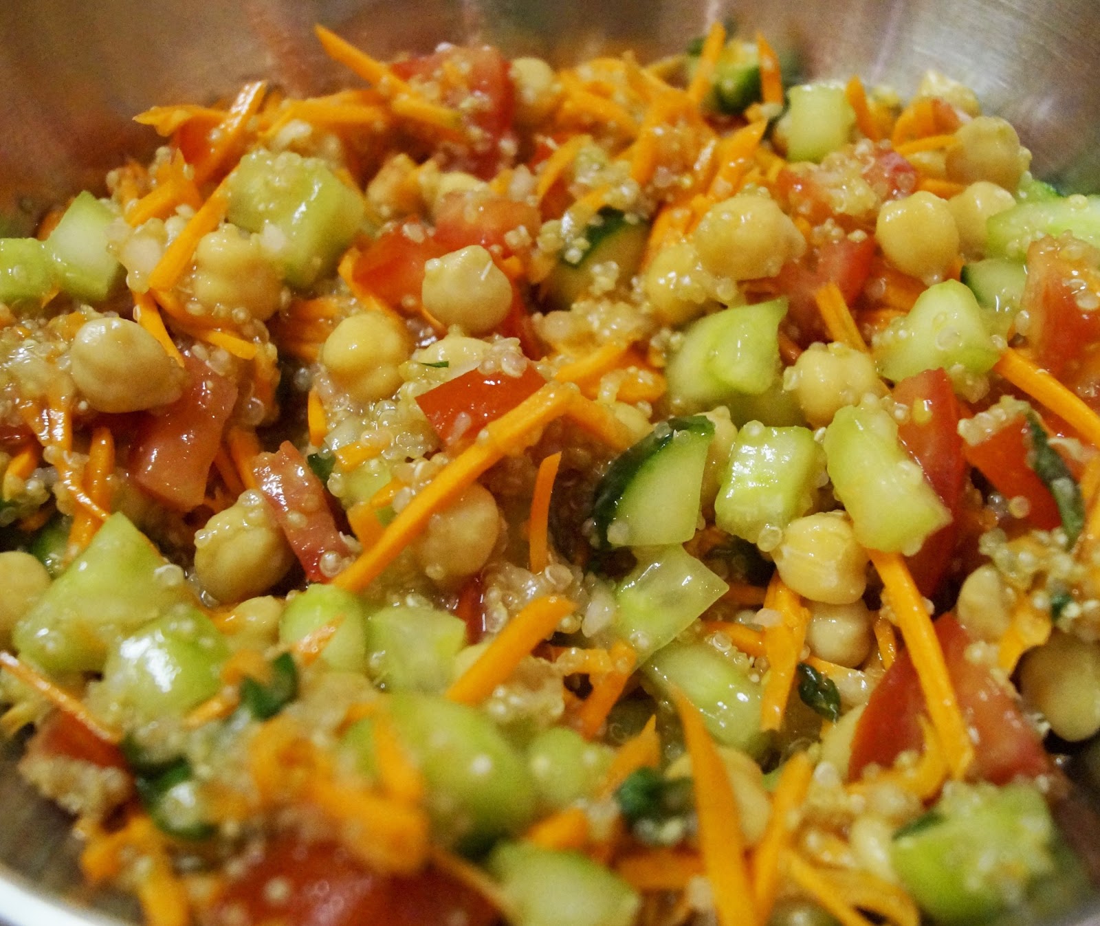 Las cosas de Rocío Ensalada con quinoa y garbanzos