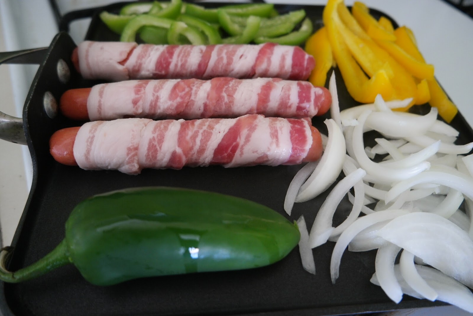 Easy Mexican Street Style Hot Dogs & CocaCola de Mexico 5 Eyeliners