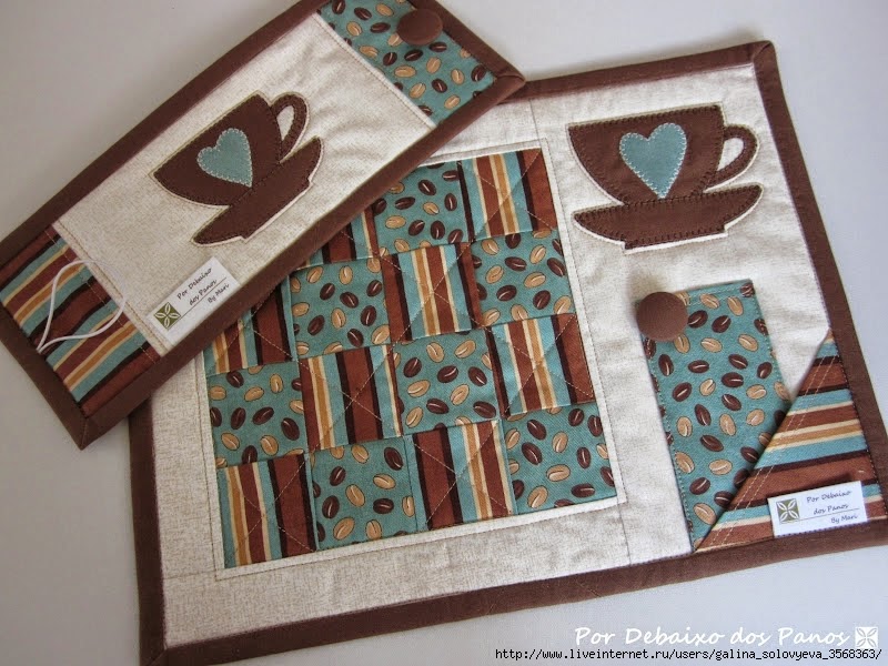 Ланчматы своими руками пэчворк схемы. Салфетки в технике пэчворк. Лоскутное шитье ланчматы. Ланчматы пэчворк. Пэчворк ланчматы салфетки.