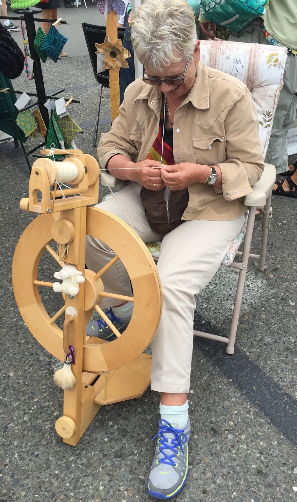 Qualicum Weavers and Spinners Guild Developing a Logo