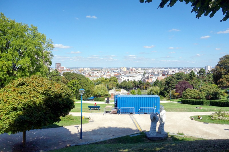 Parc De La Butte Du Chapeau Rouge Paris Paris : Parc de la Butte du Chapeau Rouge, petit frère méconnu du parc