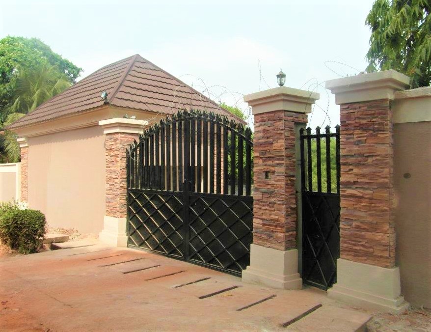 EZ FIT STONE FOR GATE AND FENCE PILLARS